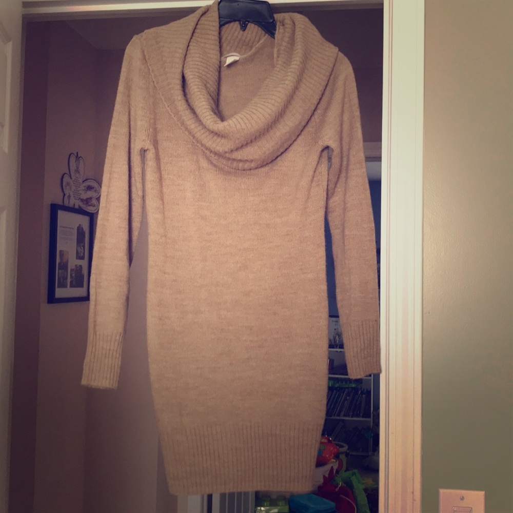 Basic H&M small cowl neck sweater dress EUC